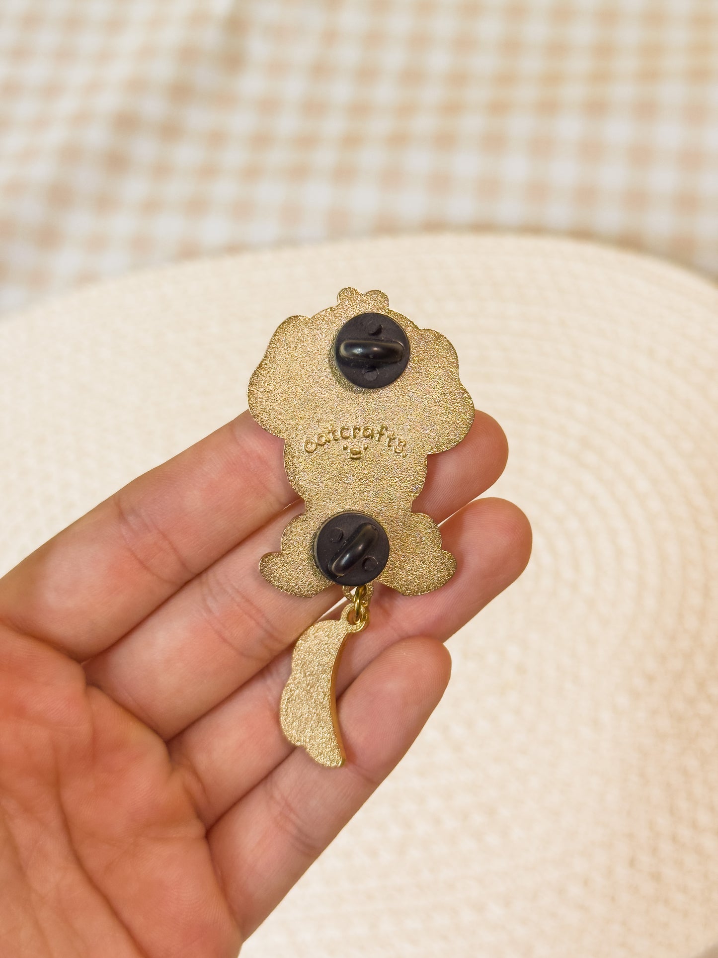 Kaya Happy Tail Pin